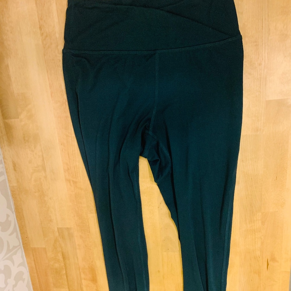 Gilly Hicks Go leggings